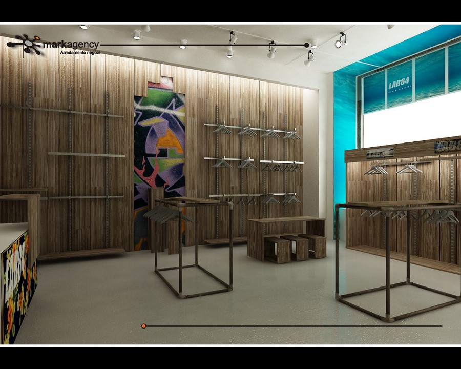 Foto 4 ABBIGLIAMENTO